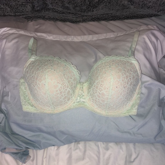 Victoria’s Secret Dream Angels Lined Demi w/ Rhinestones 38DD - Picture 2 of 10
